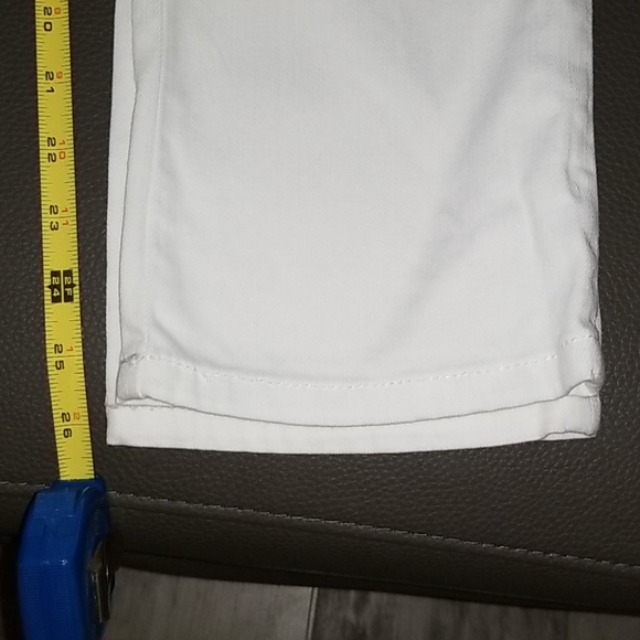 Chico's white Jean's . Chico's size 0.5 size 6 - Picture 7 of 7
